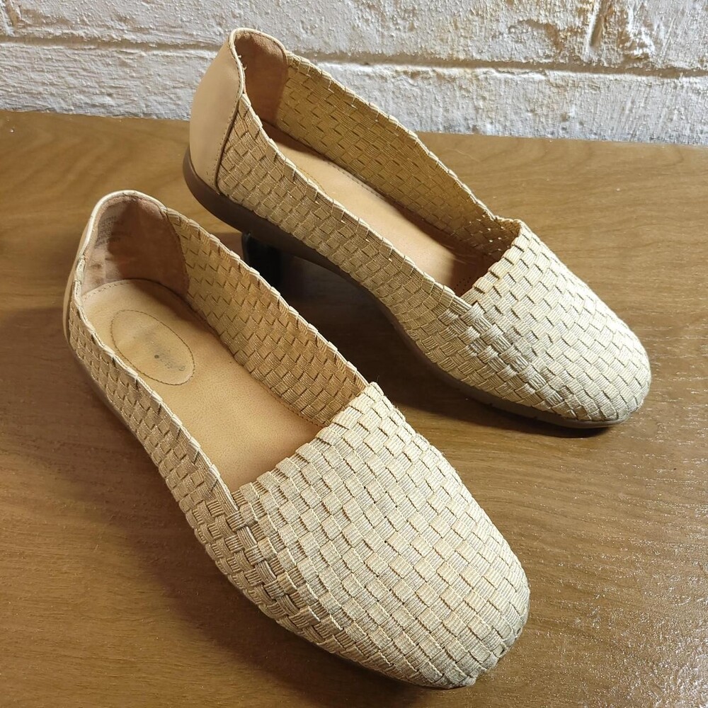 Tan woven leather loafers with a boho vibe #boho #woven #granny #y2k #summer